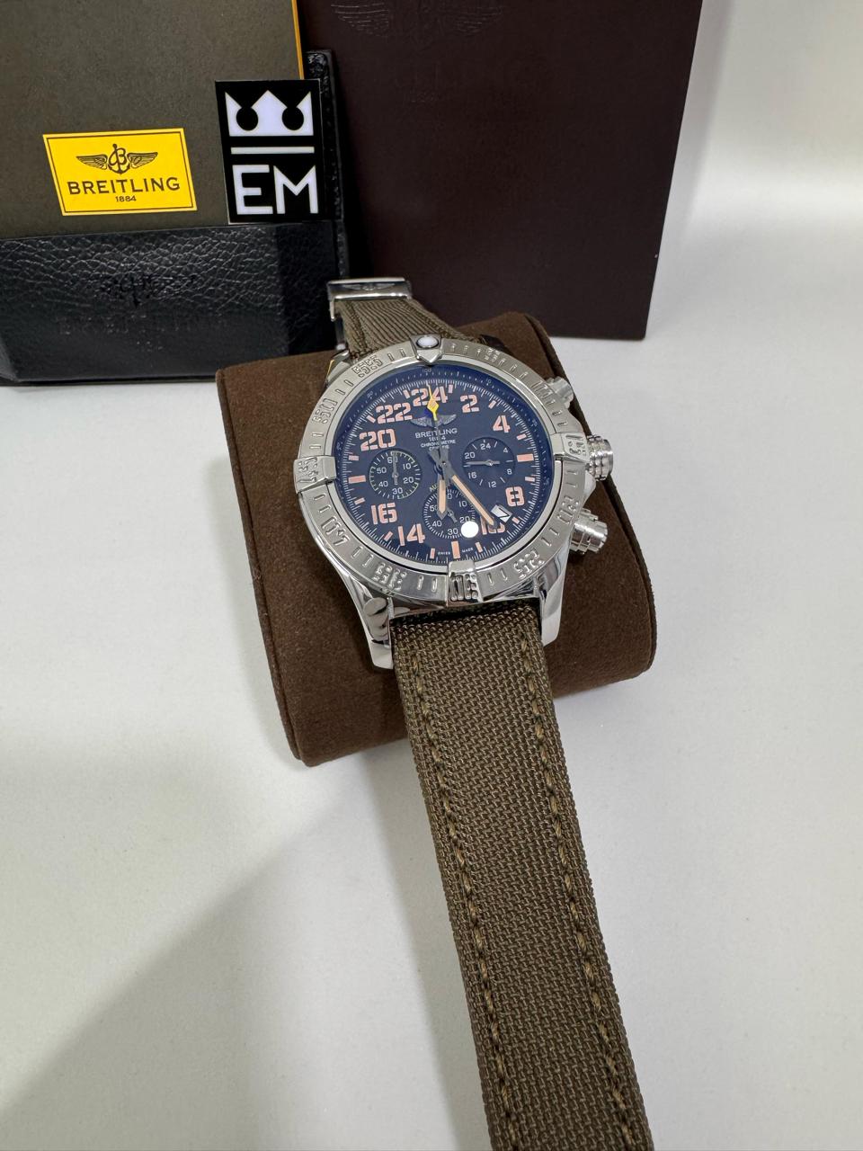 Breitling Avenger