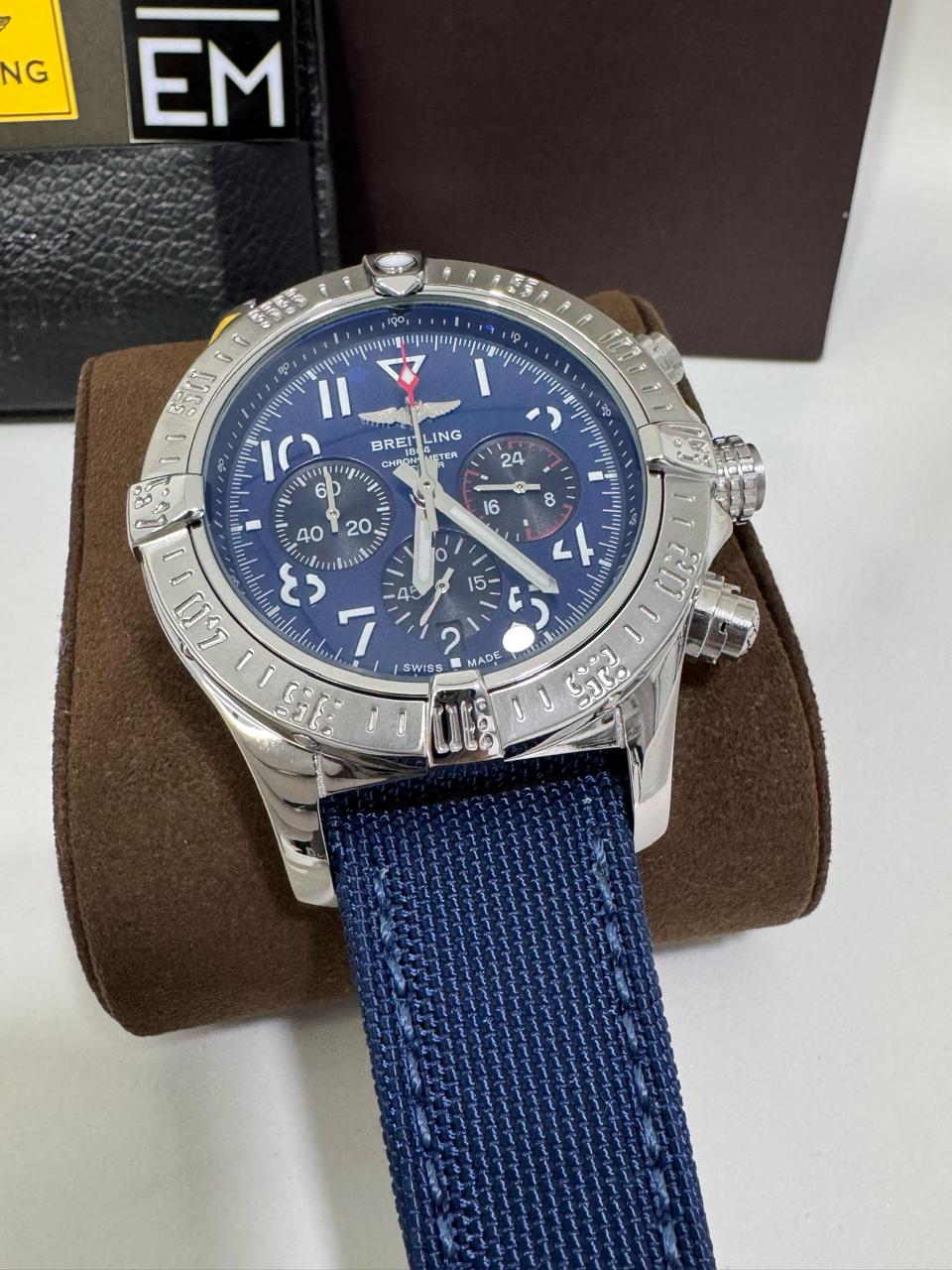 Breitling Avenger
