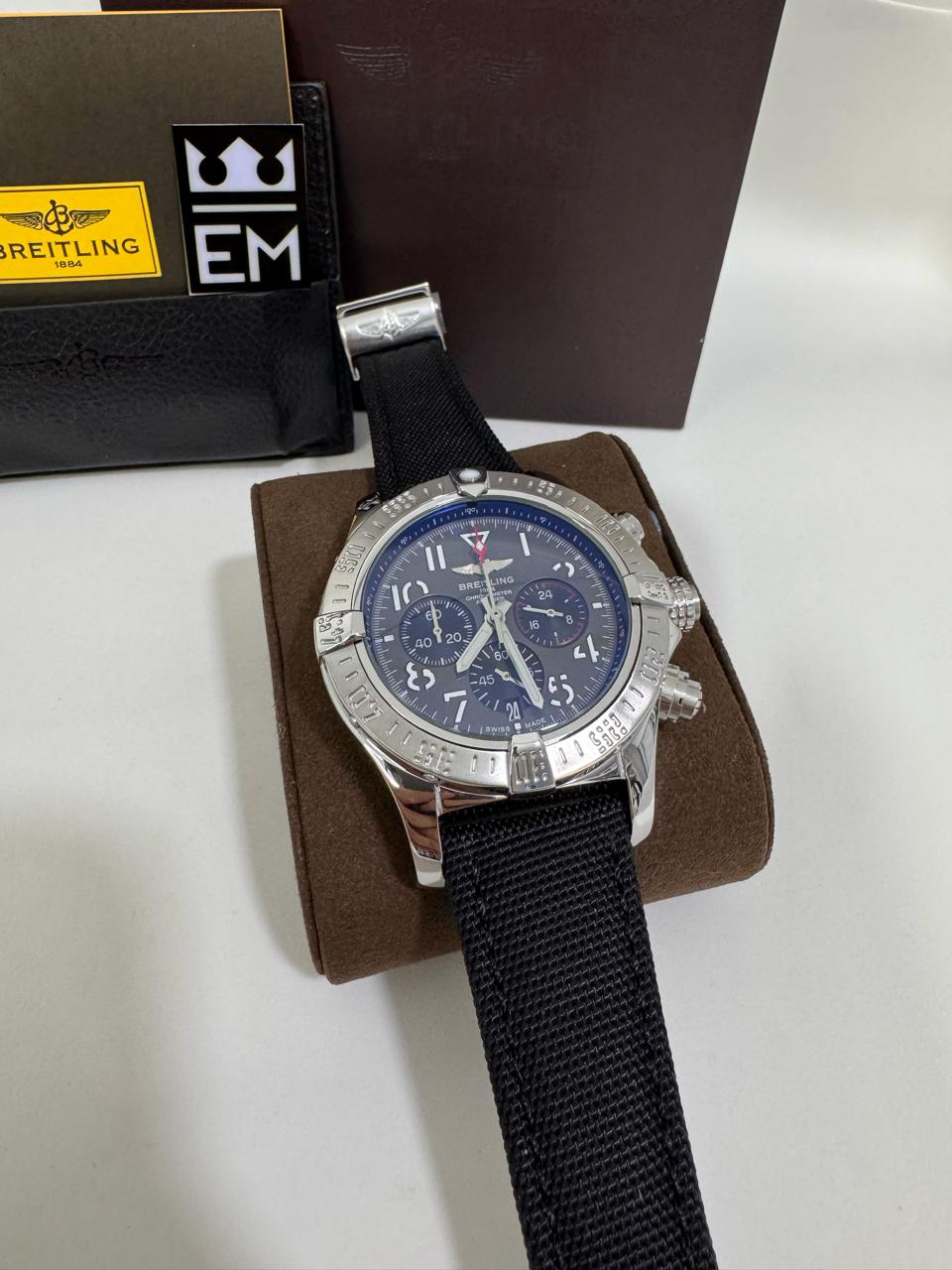 Breitling Avenger