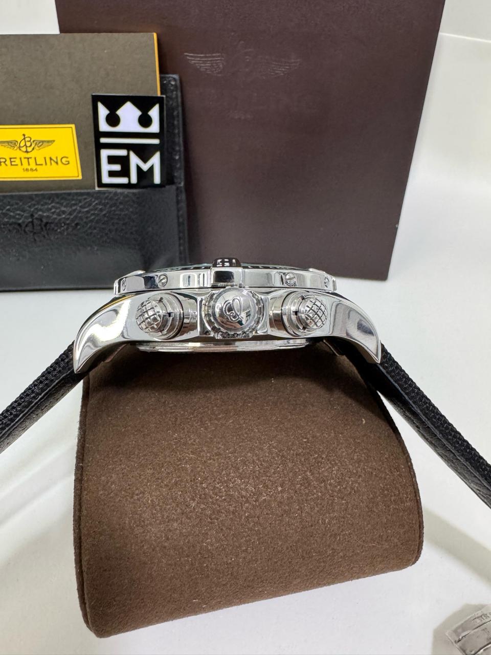 Breitling Avenger
