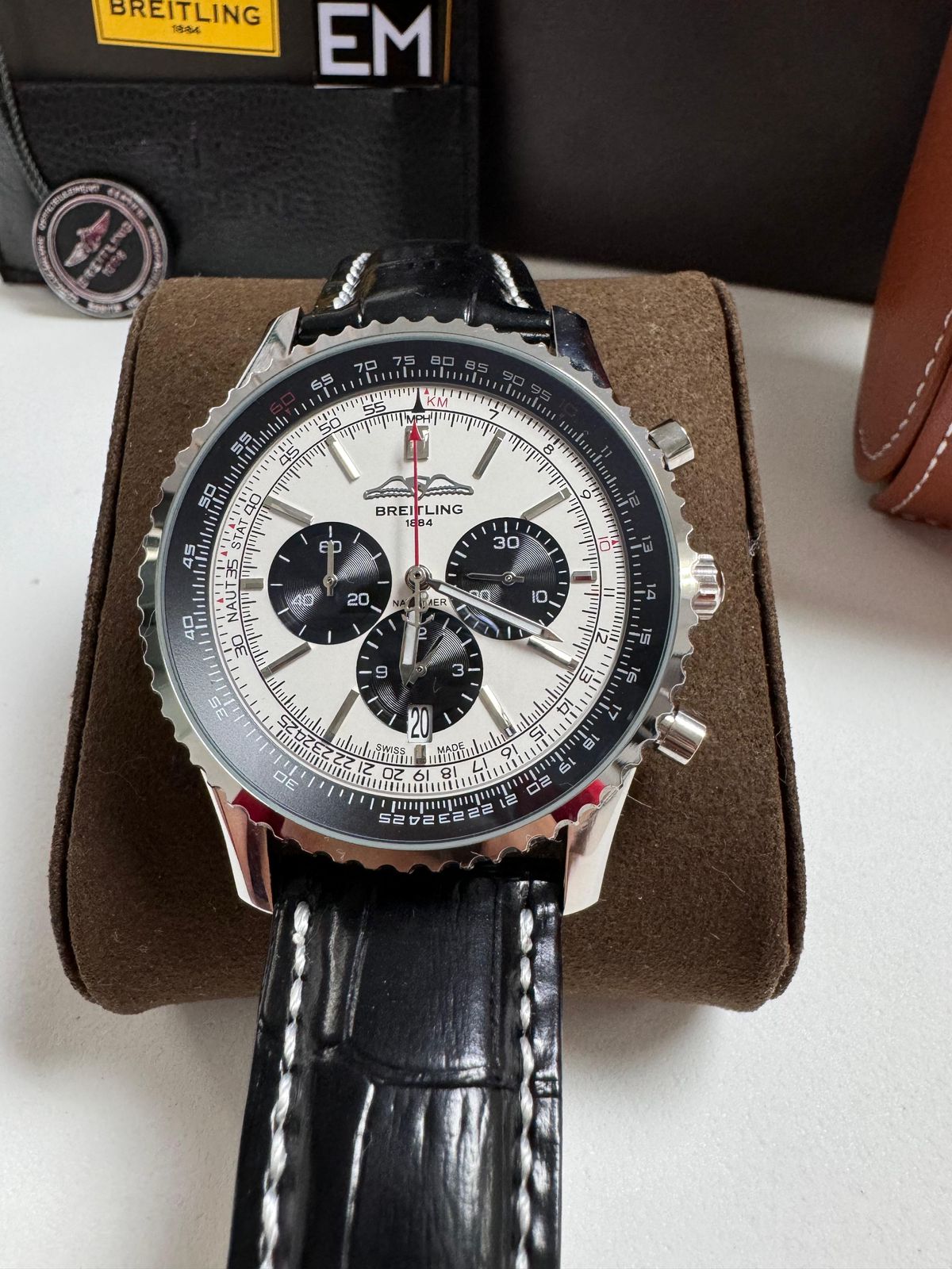 Breitling Navitimer